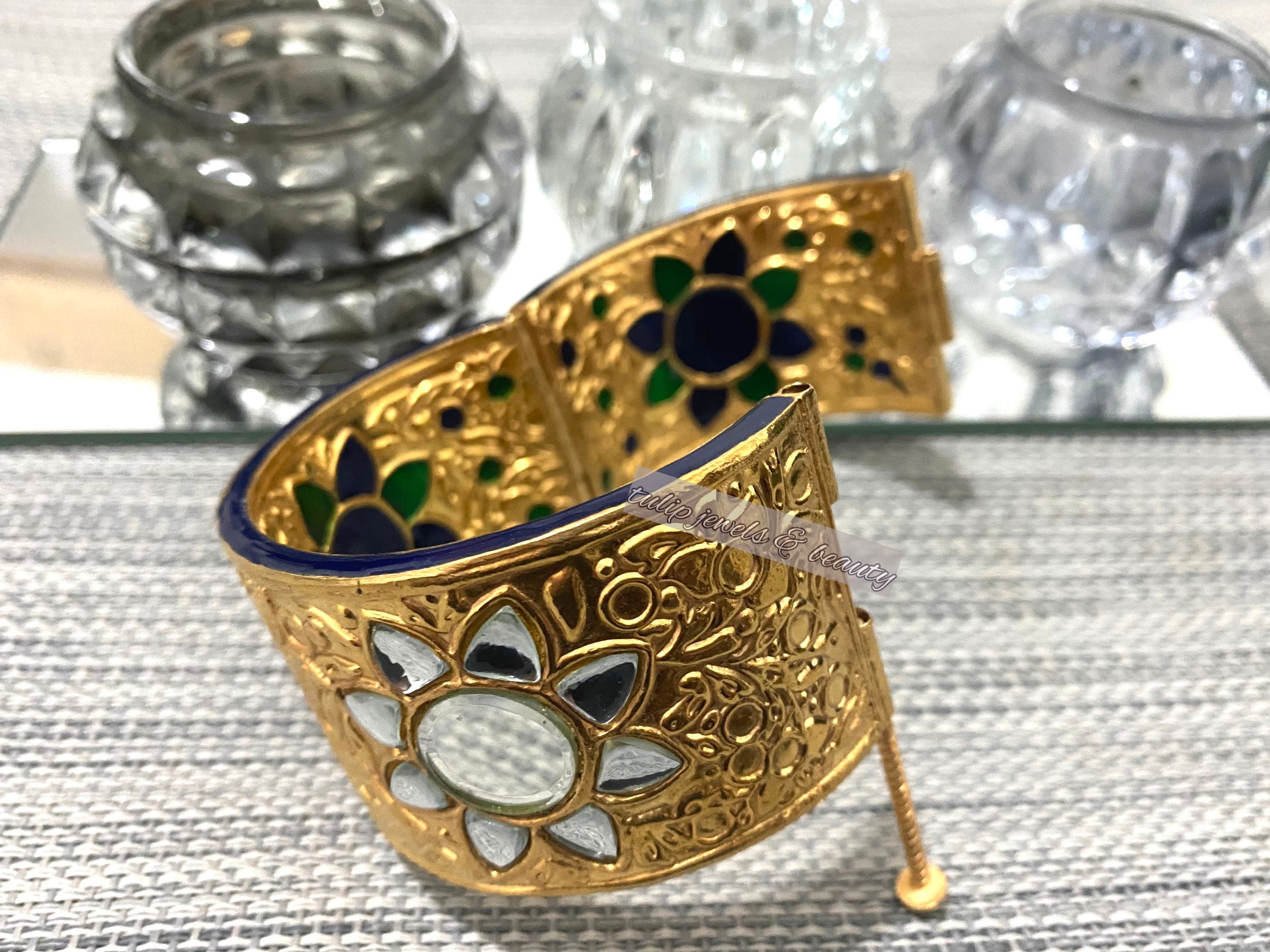 Meenakari bangles shop