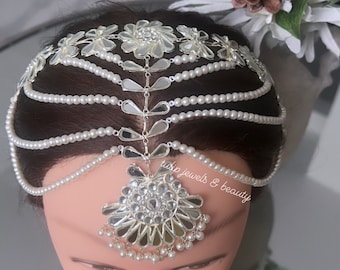 Handcrafted Gold and Silver Kundan Matha Patti - Traditional Indian Headpiece