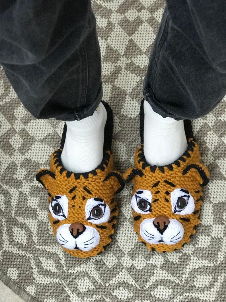 home-slippers-crochet-tiger-personalize-gifts-first-home-gift-ideas