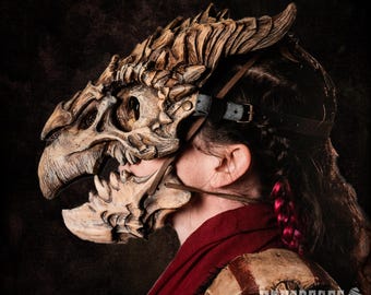 Tiamat Dragon bone flexible skull mask or shoulderpad. LARP , barbarian, necromancer, warlock ....
