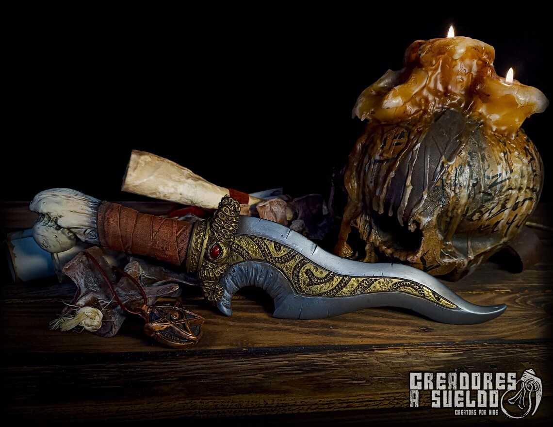 LARP Ritual Dagger - Cthulhu-inspired Fantasy Prop for Roleplay & Dark ...