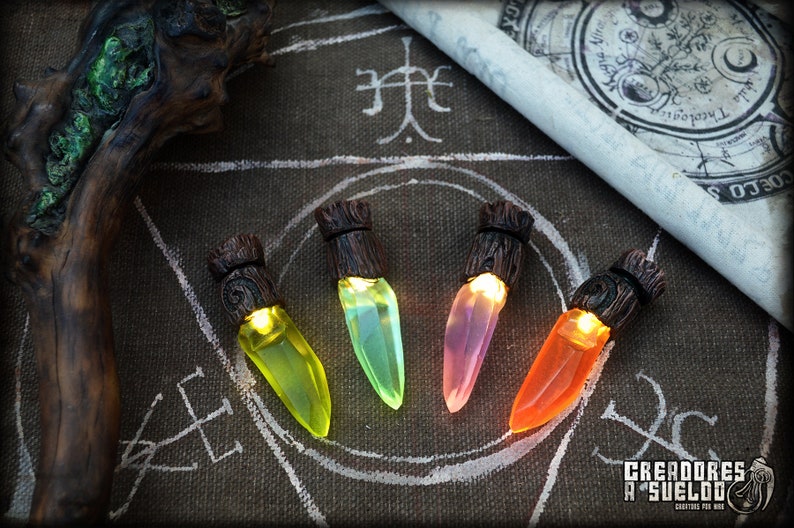 LED crystal magic fantasy pendant Druid version zdjęcie 2