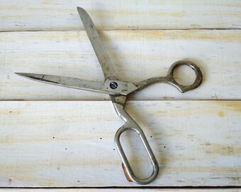 Vintage scissors Cutting tool Antique shears Crafter gift Old metal scissors Sewing scissors Large shears Craft tool Workshop decor