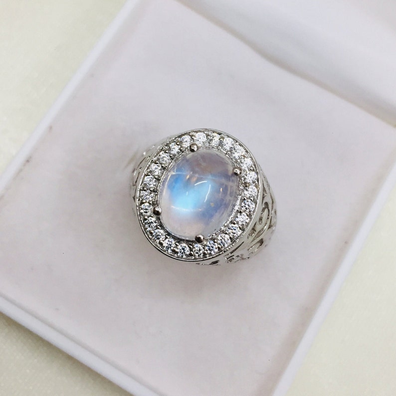 9x11 Oval Prone Setting Ring Brilliant Cabochon Natural Rainbow Moonstone Ring Cluster Ring Dawn Ring Present /& Gift 925 Silver Ring