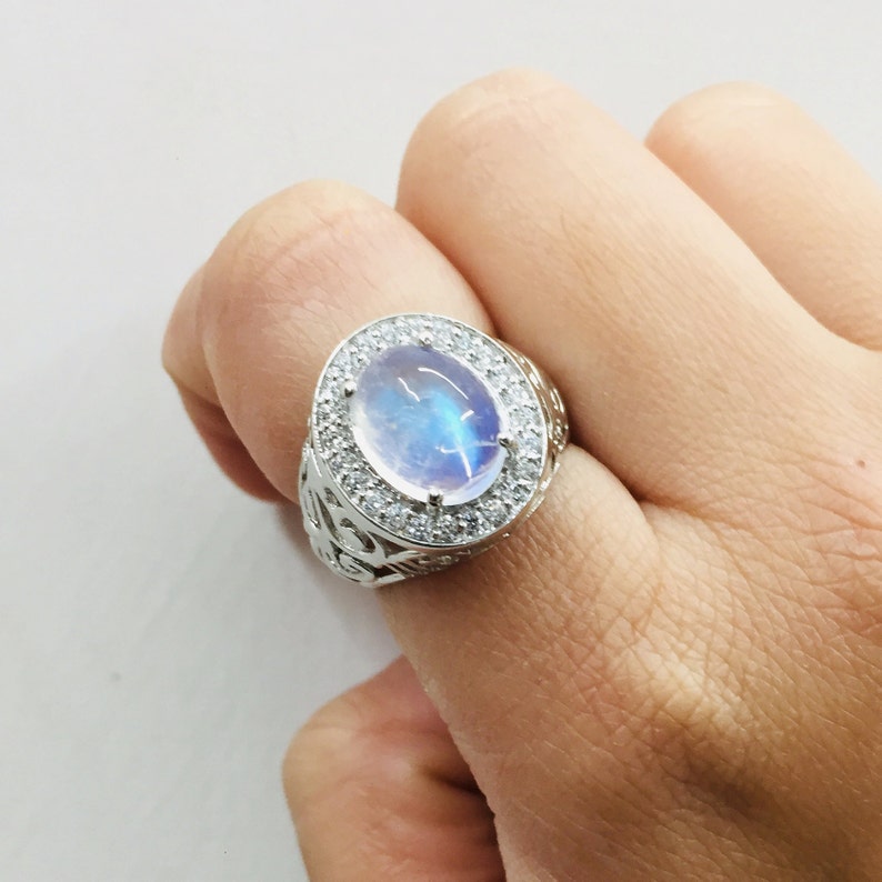 9x11 Oval Prone Setting Ring Brilliant Cabochon Natural Rainbow Moonstone Ring Cluster Ring Dawn Ring Present /& Gift 925 Silver Ring