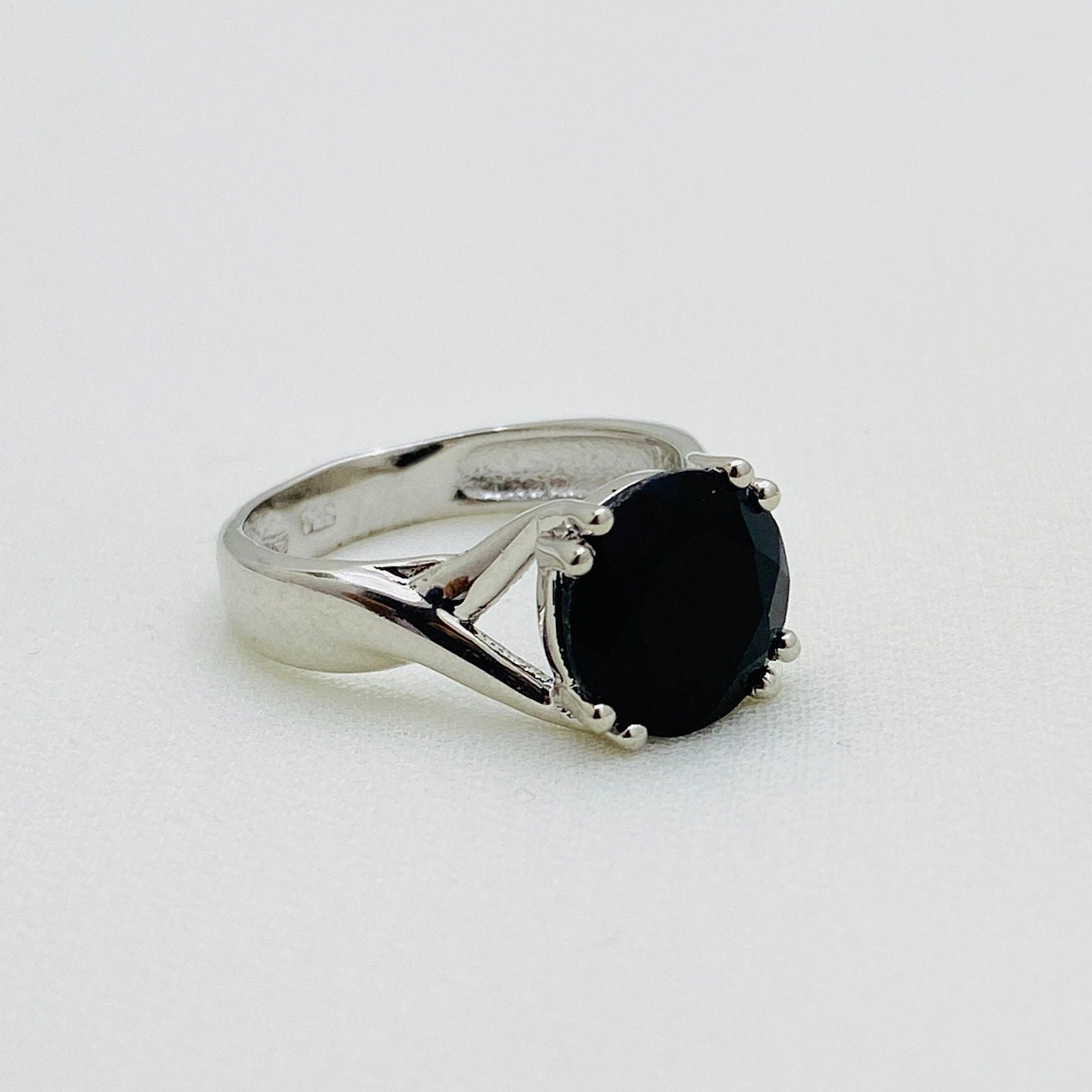 【BLACKPURPLE】[silver925] BRIAL CRYSTAL RING Black Simulated CZ Unique Elegant Polished Ring New .925