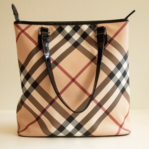 Burberry purse malaysia Clearance