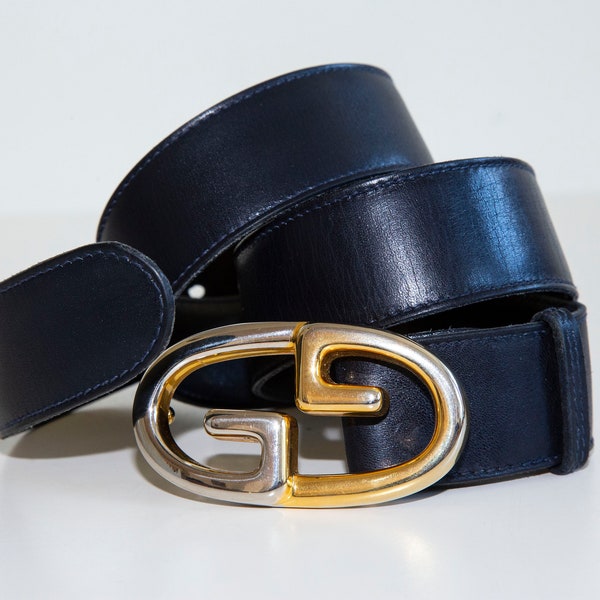 Gucci Signature Buckle Belt in Navy Blue Leather in Good Vintage Condition