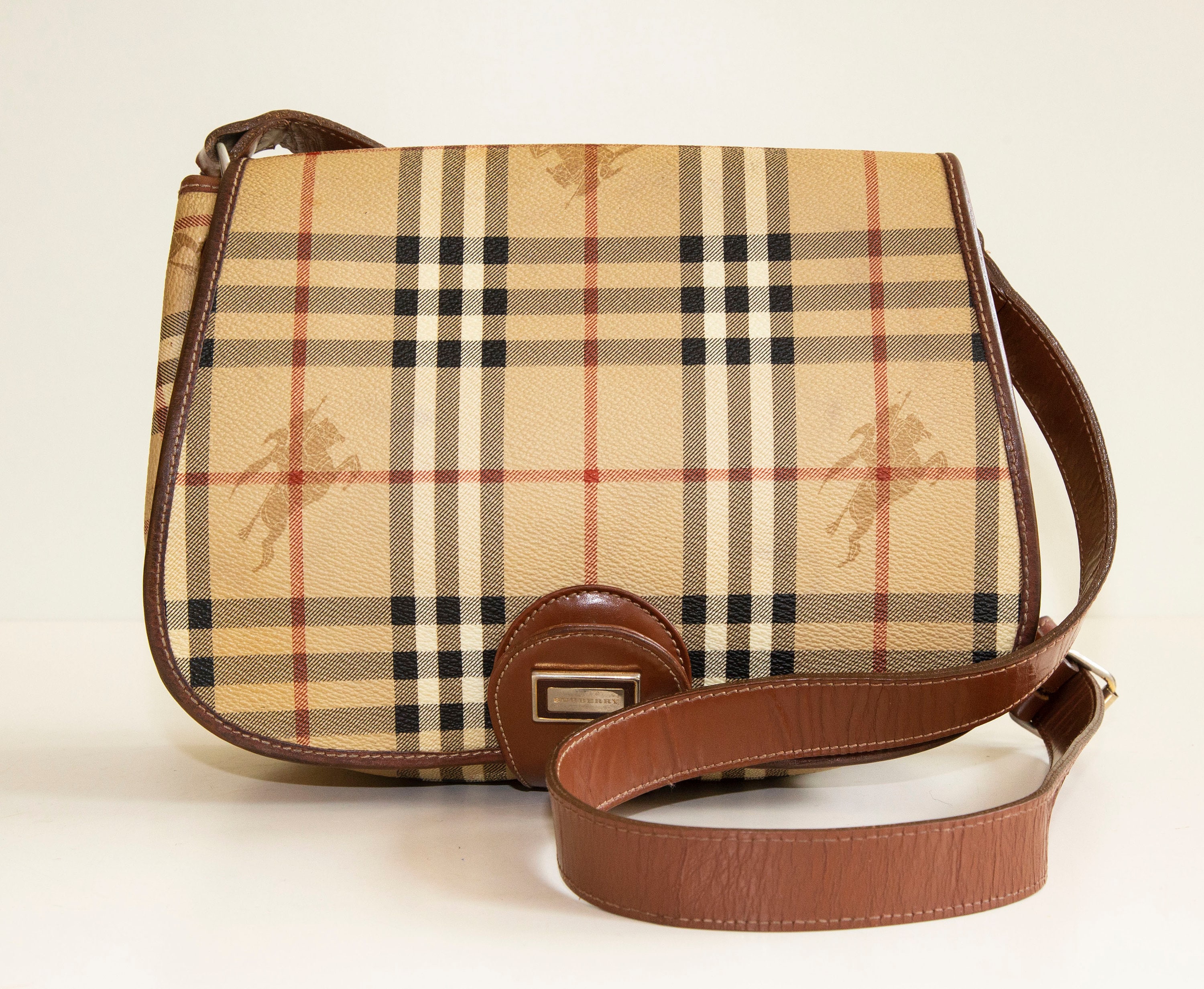 Burberry Saddle Crossbody Bag in Good Condition