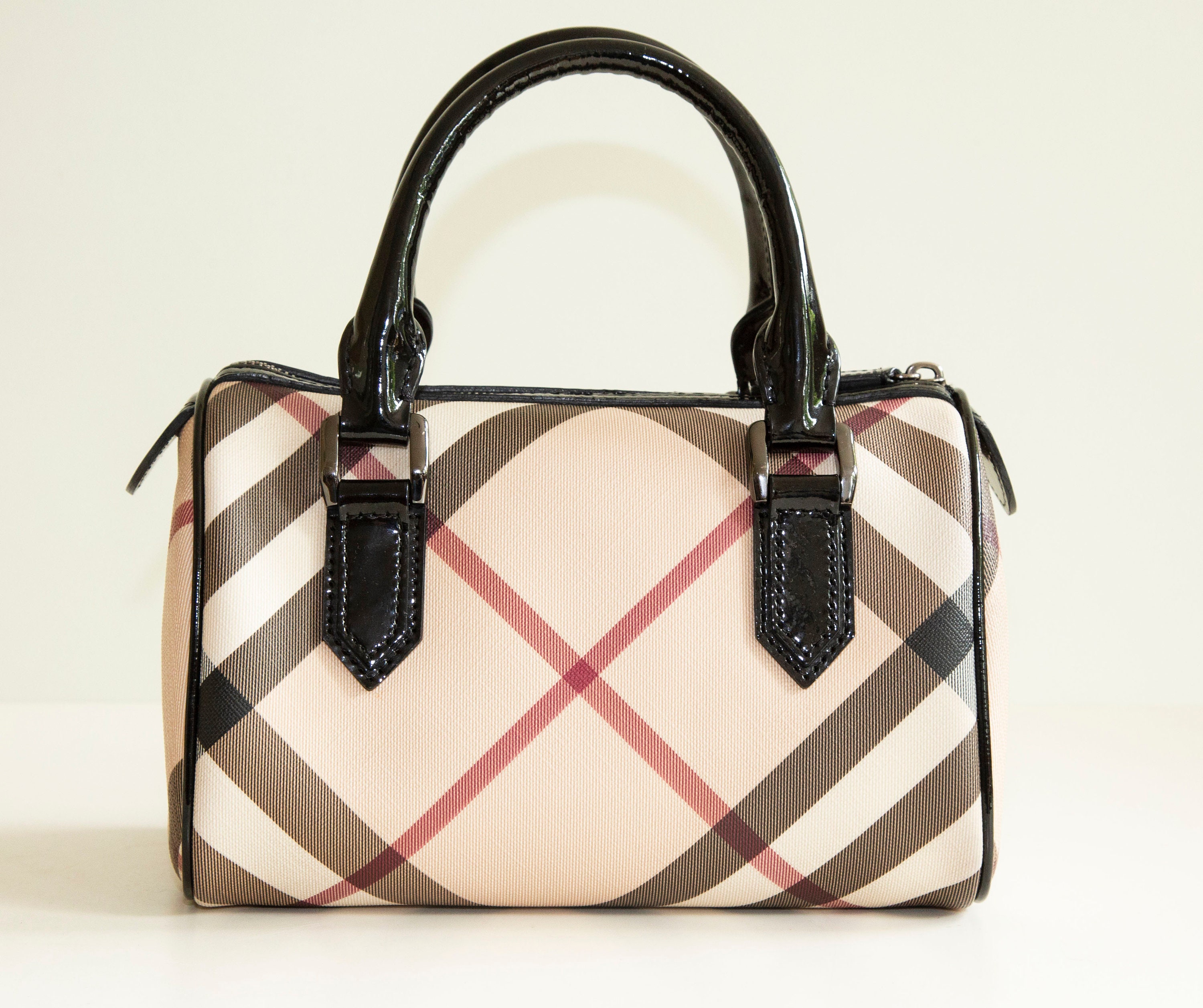 Burberry Nova Check Bowling Bag in Very Good Condition 