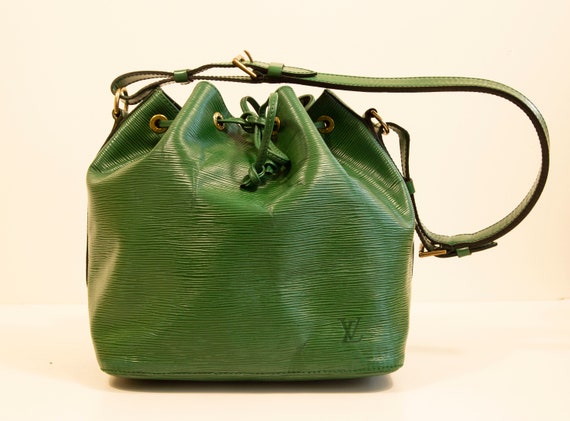 Bolso de hombro Louis Vuitton Noe vintage en cuero Epi verde en muy buen estado vintage Ano 1994 Etsy Espana