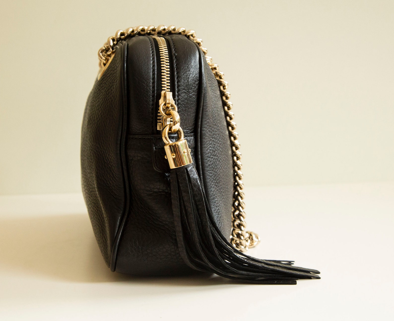 Gucci Soho Shoulder Bag in Black Leather with Gold Toned Chain Etsy