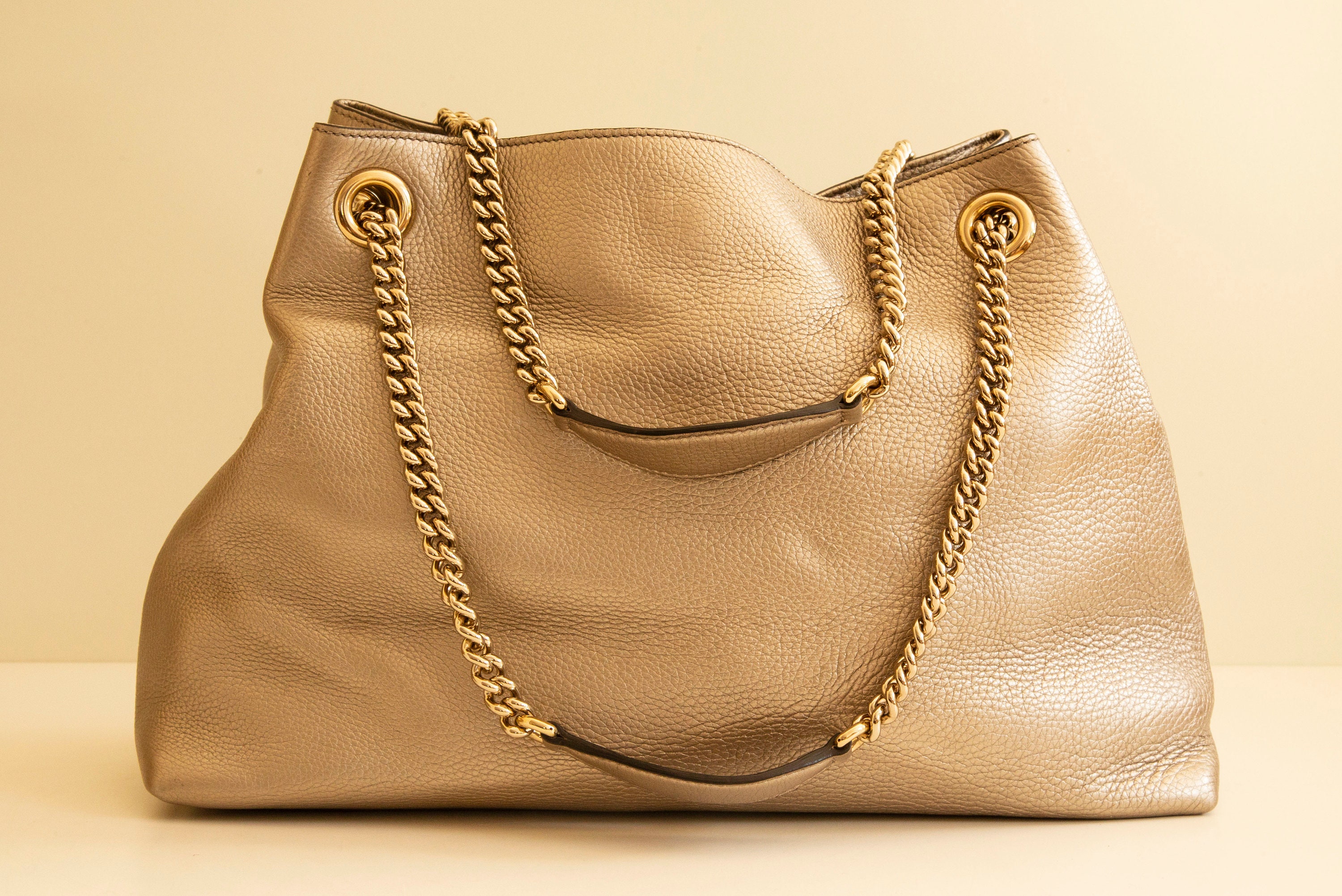 Soft shoulder bag - Dark beige - Ladies | H&M IN