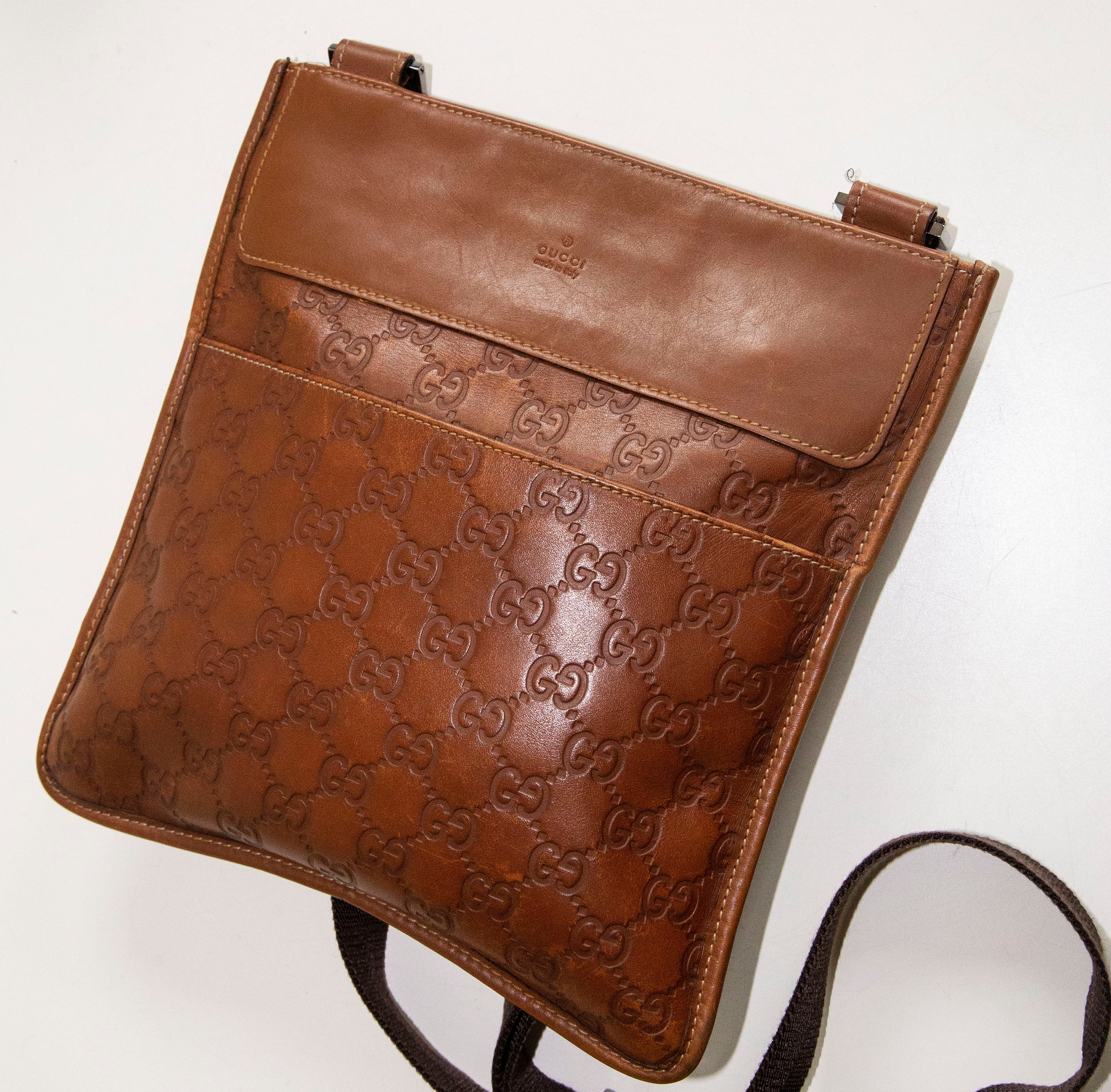 Gucci brown leather crossbody bag sale
