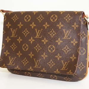 Does Louis Vuitton Make a Bag Big Enough to Hold $100 Billion