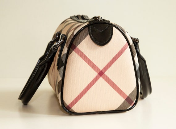 Burberry Nova Check Bowling Bag in Very Good Condition -  Israel
