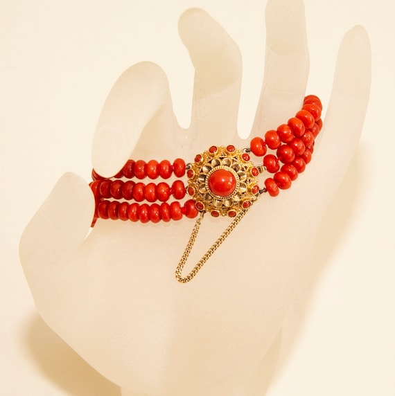 Coral Bracelet, Graduated 5-12mm – Beads of Paradise