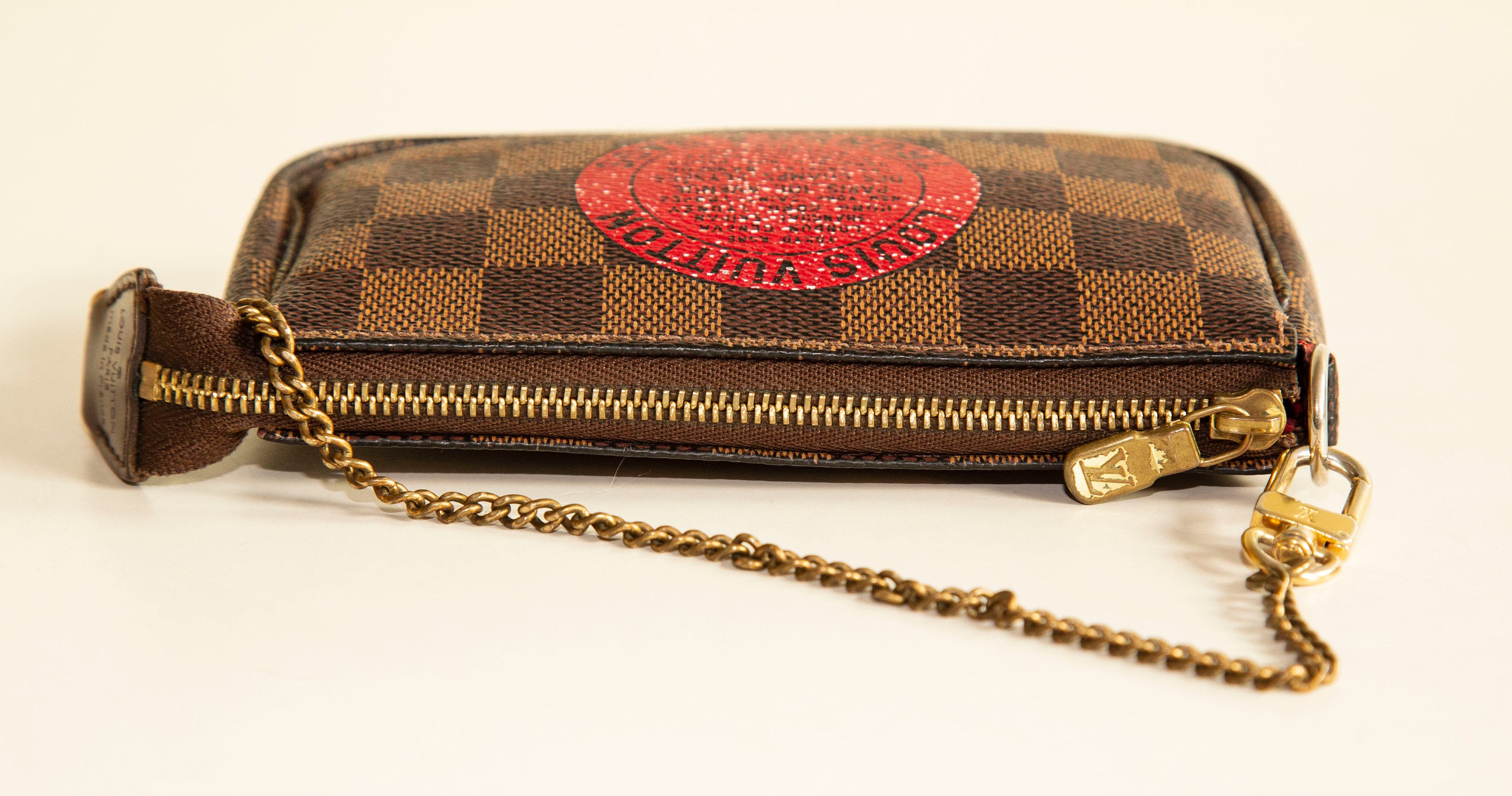 Louis Vuitton Trunks & Bags Limited Edition Pochette in Good Condition -   Denmark