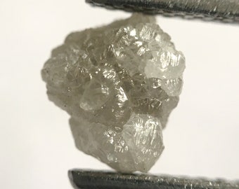 Diamante gris natural en bruto de 1,36 ct: diamante extraído de la tierra sin tallar