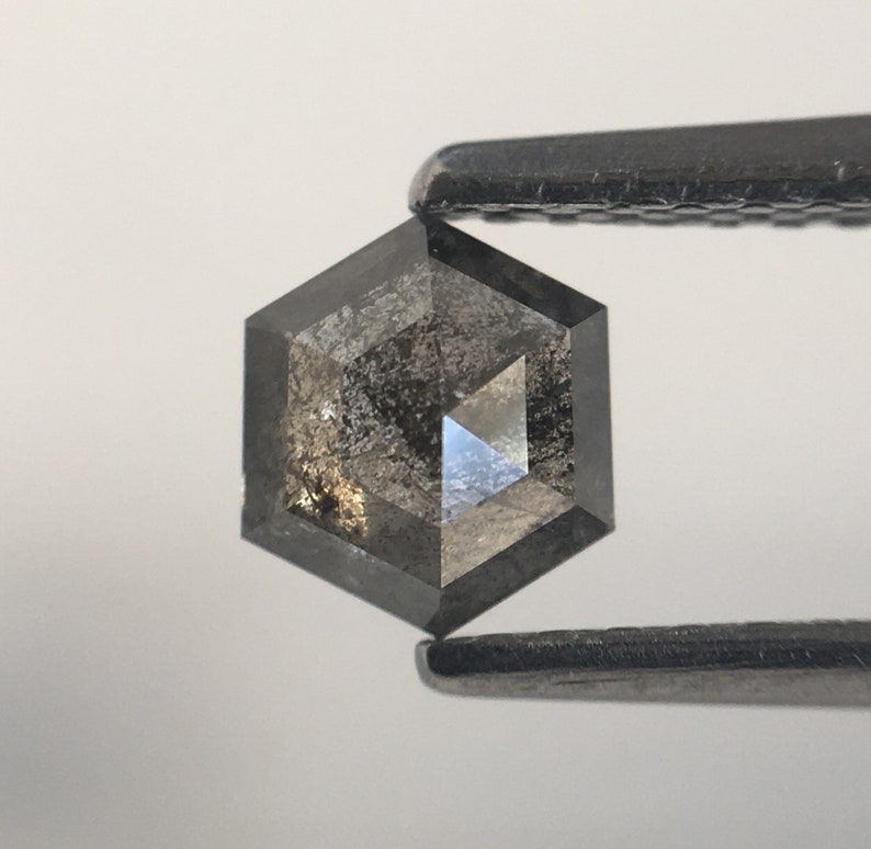 0.48 Ct Fancy Gray Hexagon Shape Natural Loose Diamond 5.32 mm X 4.61 mm X 2.38 mm Hexagon shape loose diamond for Jewelry making SJ0140