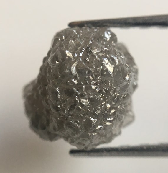 Diamant Brut Vert Naturel 2,01 Ct - Inde - Non Taillé, Qualité Fancy, Opaque