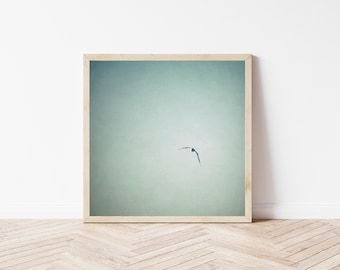 Picture in green, seagull in the sky in vintage style, maritime and minimalist art print and gift for wanderlust, 3 sizes