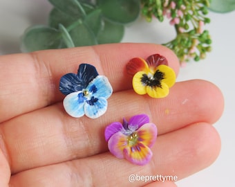 Pansy Flower Stud Earrings. Pansy Studs. Polymer Clay Jewelry. Beautiful gift for gardeners/ plant collectors