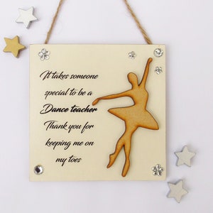 Il faut quelqu’un de spécial pour être professeur de danse / mentor / merci / remise des diplômes / cadeau de fin de trimestre Plaque en bois