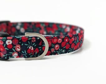 Berry Dog Collar, Dog Gift, Navy Dog Collar, Girl Dog Collar, Pet Gift, Berries Dog Collar, Small Dog Collar