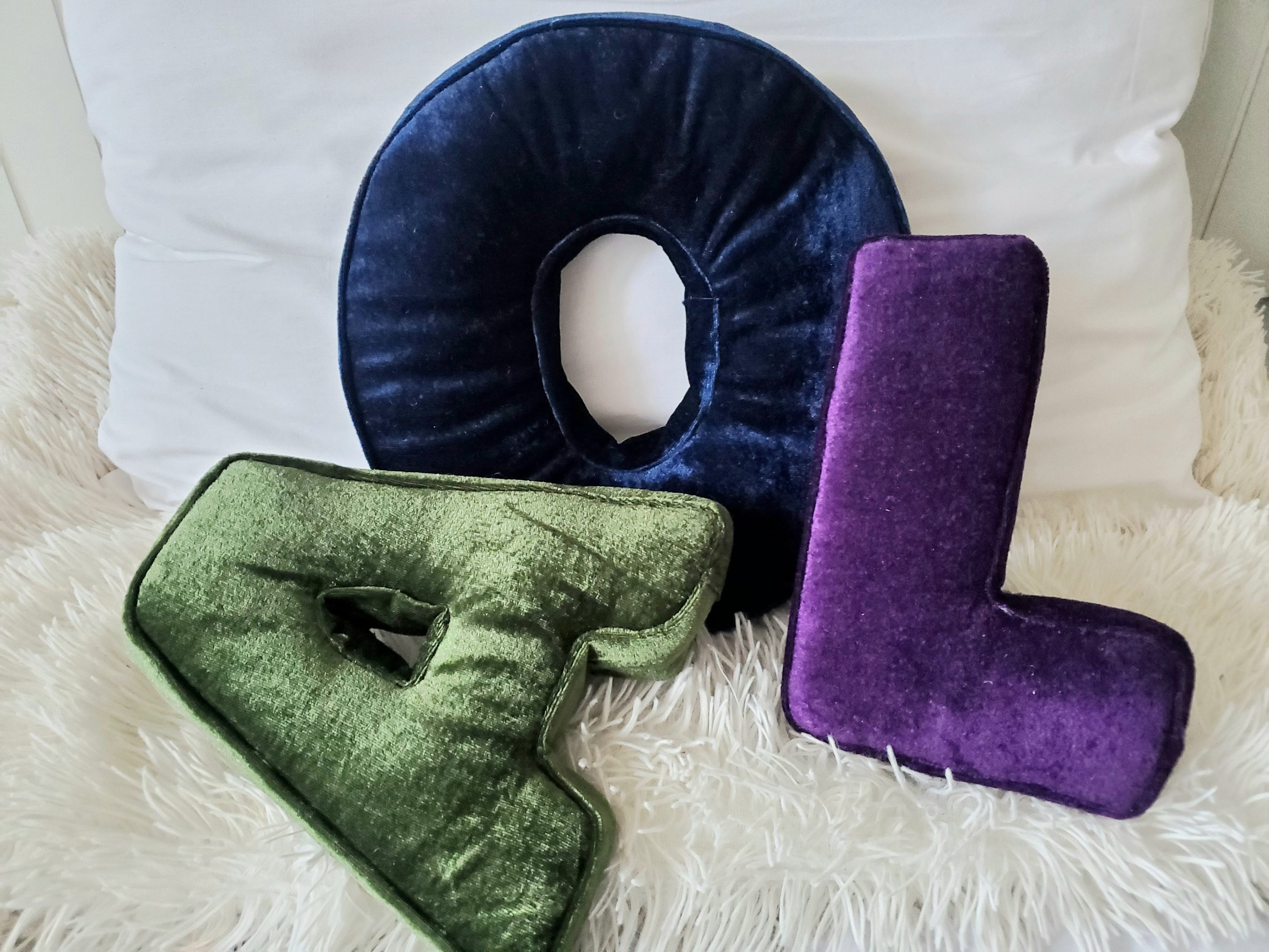 Velvet letter cushion top
