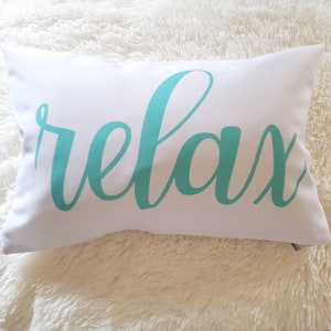 Relax Lendenkissen, dekoratives Dekokissen, Textfarbe wählen, rechteckiges Kissen
