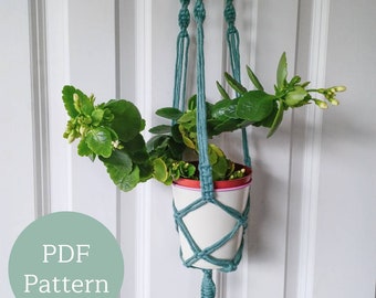 Macrame plant hanger pattern |