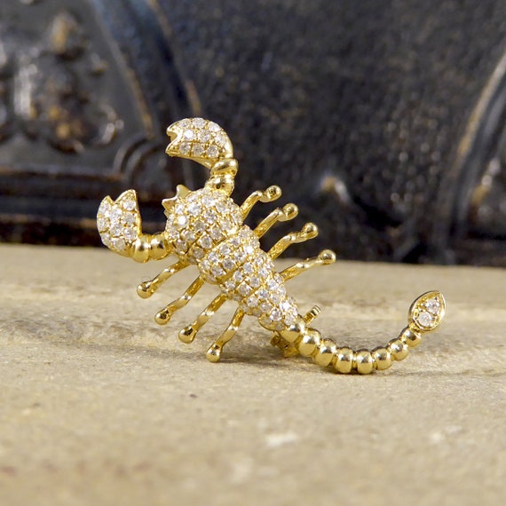 White gold scorpion pendant deals