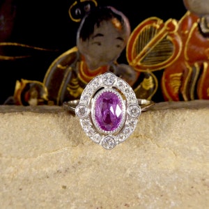 Contemporary 1.05ct Pink Sapphire and Diamond Halo Ring Mounted in Platinum RG974