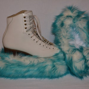 Azul Candy Fur - Furry Ice Skating Soakers