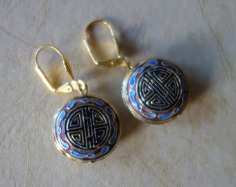 Orient greeting, earrings in oriental style, lightweight earrings with golden motifs