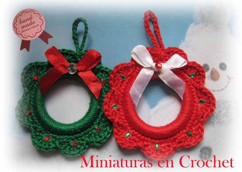 Set 2 crowns Christmas scale 1:12