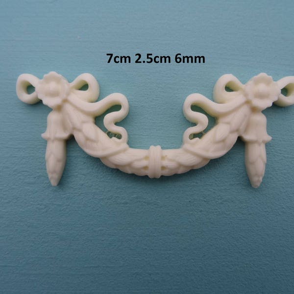 Decorative small swag applique furniture moulding P24