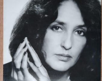 Joan Baez Honest Lullaby Vinyl LP