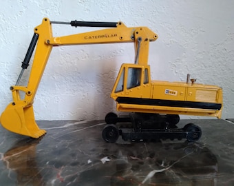 Joal Caterpillar Hydraulic Excavator 1/70 Scale