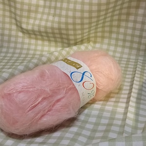 Luxury Mohair Yarn – Hayfield 80% Mohair – Soft Pink – Rare Vintage Skein