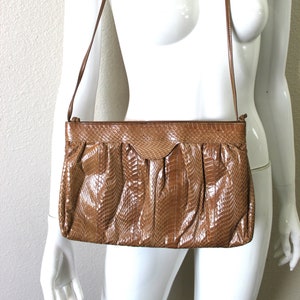 1970 Snakeskin Leather Chain Strap Cross Body Purse Handbag Clutch Shoulder Bag