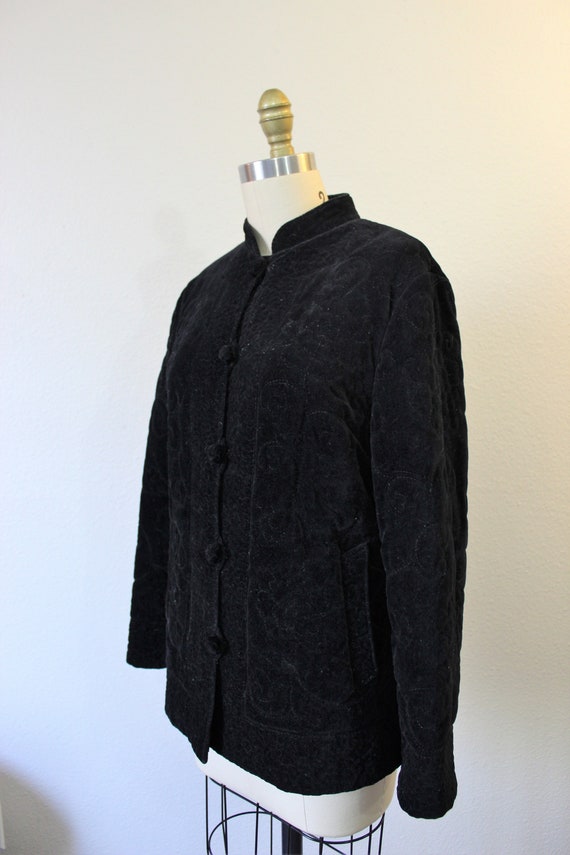 Vintage 1970s 70s Black VELVET Quilted Mandarin C… - image 4