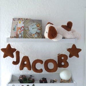 Banner de nombre personalizado de terciopelo, guirnalda con nombre, decoración de guardería, decoración de pared para niños,
