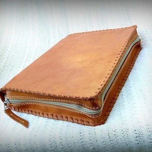 JW Leather Bible Cover SIMPLE Oiled Plain / Study Bible / NWT Regular Bible / Baptism Gift / Pioneer Gift / With Zipper