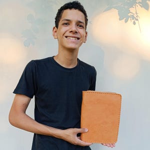 JW Leather Bible Cover SIMPLE Oiled Plain / Study Bible / NWT Regular Bible / Baptism Gift / Pioneer Gift / With Zipper
