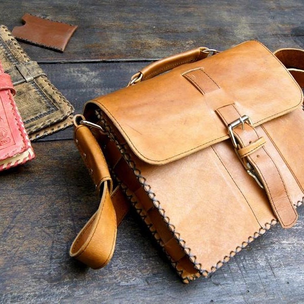 SERVICE BAG - Libertad "Vintage" horizontal / Ministry Bag / Pioneer Bag / handmade / 100 % cow hide leather