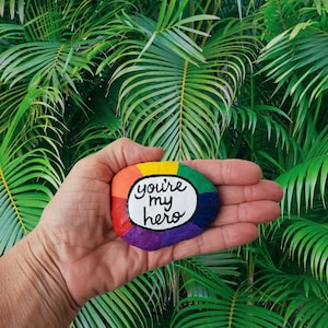 Félicitations d'encouragement personnalisé Rainbow Beach Rock, pierre de rivière pour message de gentillesse inspirante