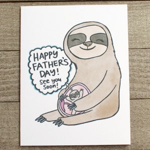 Binnenkort luiaard vader, aanstaande luiaard VADER, luiaard moeder en baby die papa een gelukkige VADERDAG wensen Blanco kaart, vanaf de bult, om te zijn