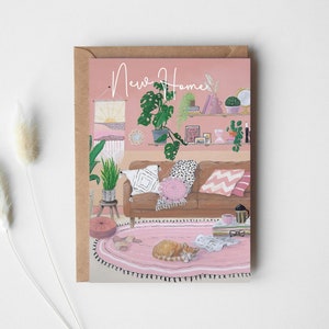 New Home A6 Karte mit meinem original Gouache-Design 'Cosy Boho Home'. Boho Stil, Pflanzen, Katze, gemütliche Lounge. Karte und Umschlag recycelt
